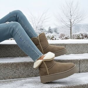 Platform Classic Short Boot Plush Faux Fur Vegan Suede Chunky Lug Winter Shoes